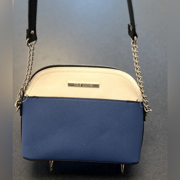 STEVE MADDEN COLOR BLOCK CROSSBODY WITH CHAIN - Picture 1 of 8